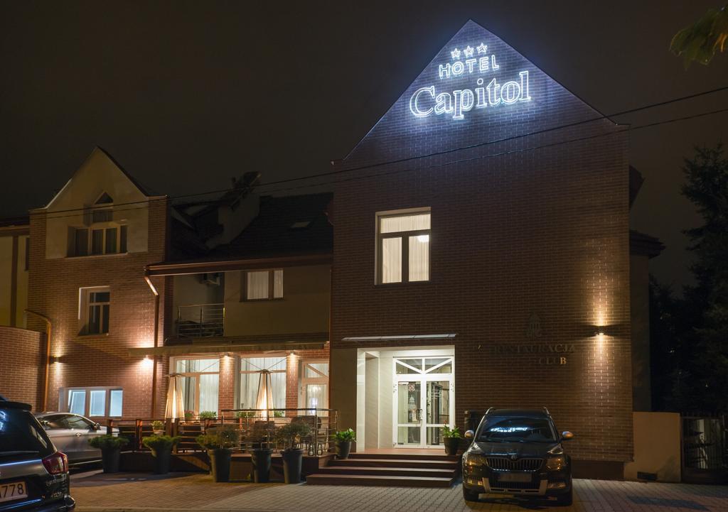 Hotel Capitol ビャワ・ボドラスカ エクステリア 写真